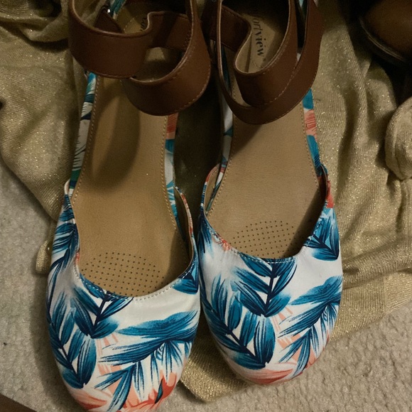 Shoes - Espadrille wedges